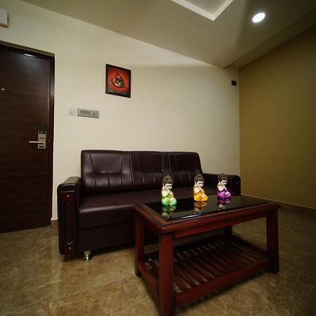 Hotel Kumbhakarna Guntūr Extérieur photo