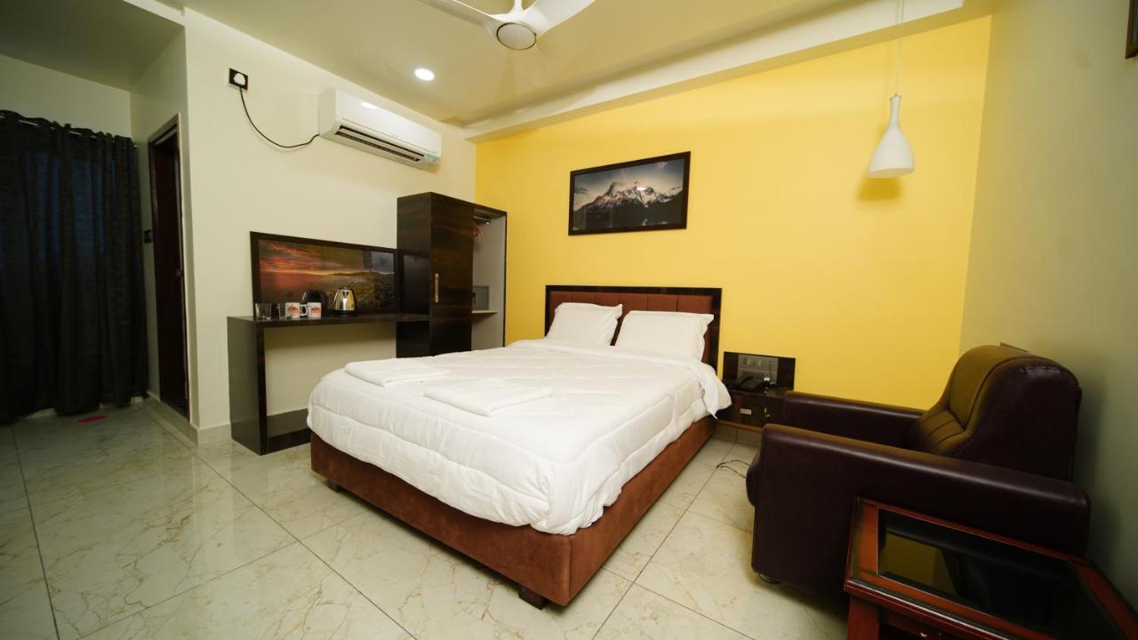 Hotel Kumbhakarna Guntūr Extérieur photo